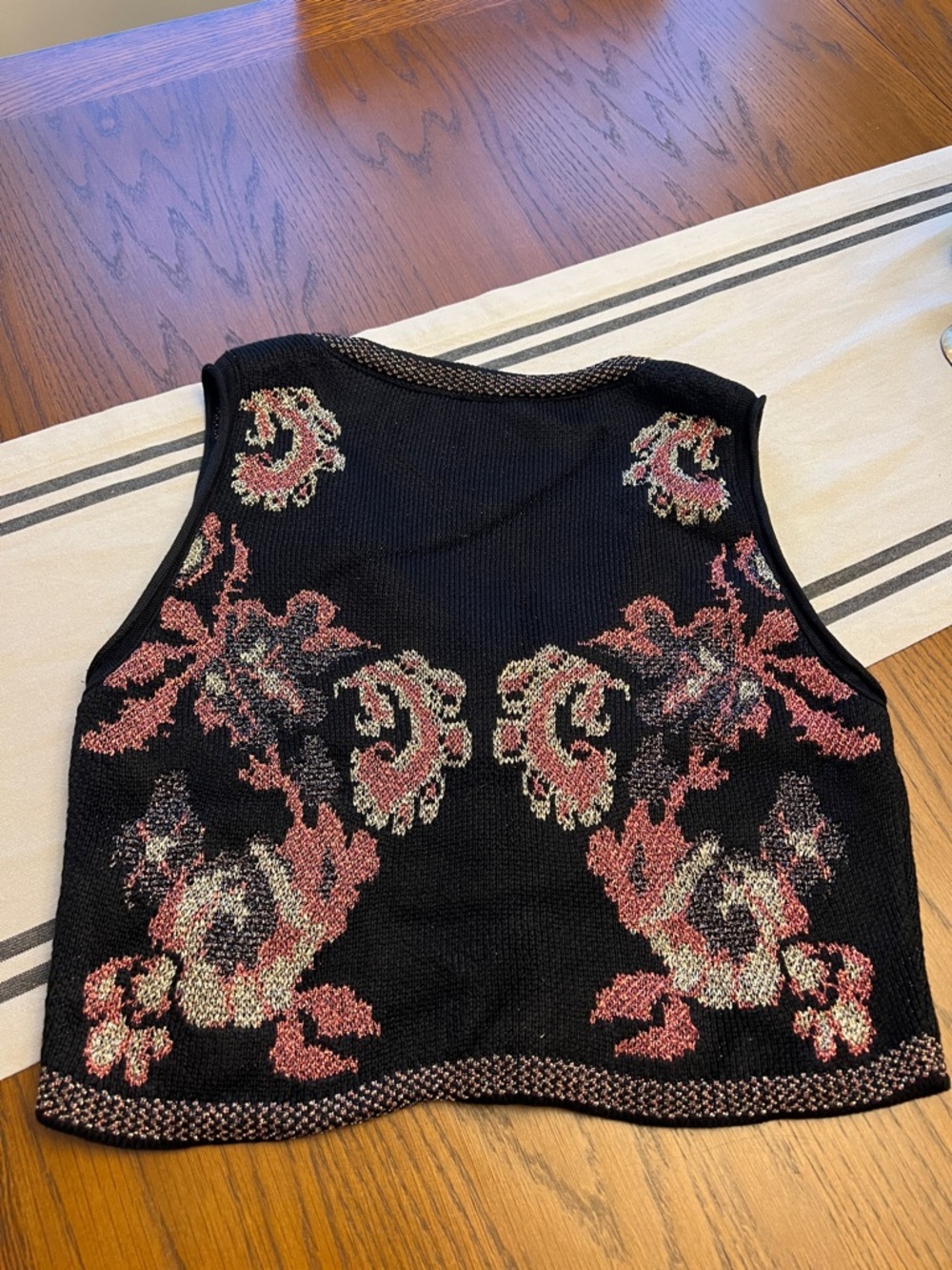 Zara Black Knit Button-Front Floral Vest with Pink and Cream Accents - Picture 2 of 9